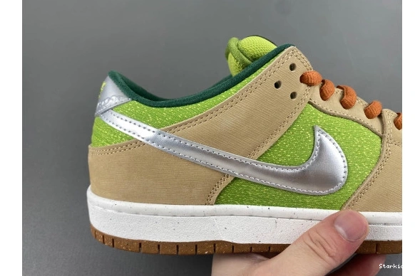 “Escargot”  SB  FQ7585-200 Low Dunk Nike 0203